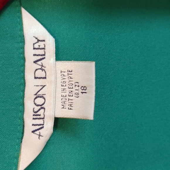 Allison Daley size 18, long sleeve blouse with front pocket - Picture 2 of 11